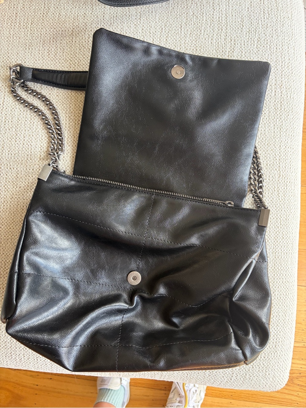 Zara Black Quilted-Look Shoulder Bag with Chain Strap - Picture 2 of 4